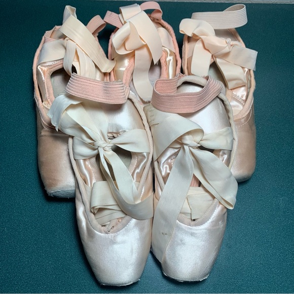 Freed of London Shoes Used Pointe Shoes For Art Poshmark